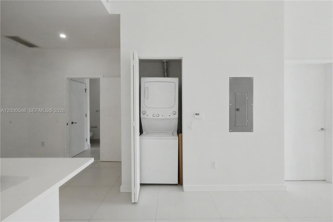 En Venta: $450,000 (1 camas, 1 baños, 622 Pies cuadrados)