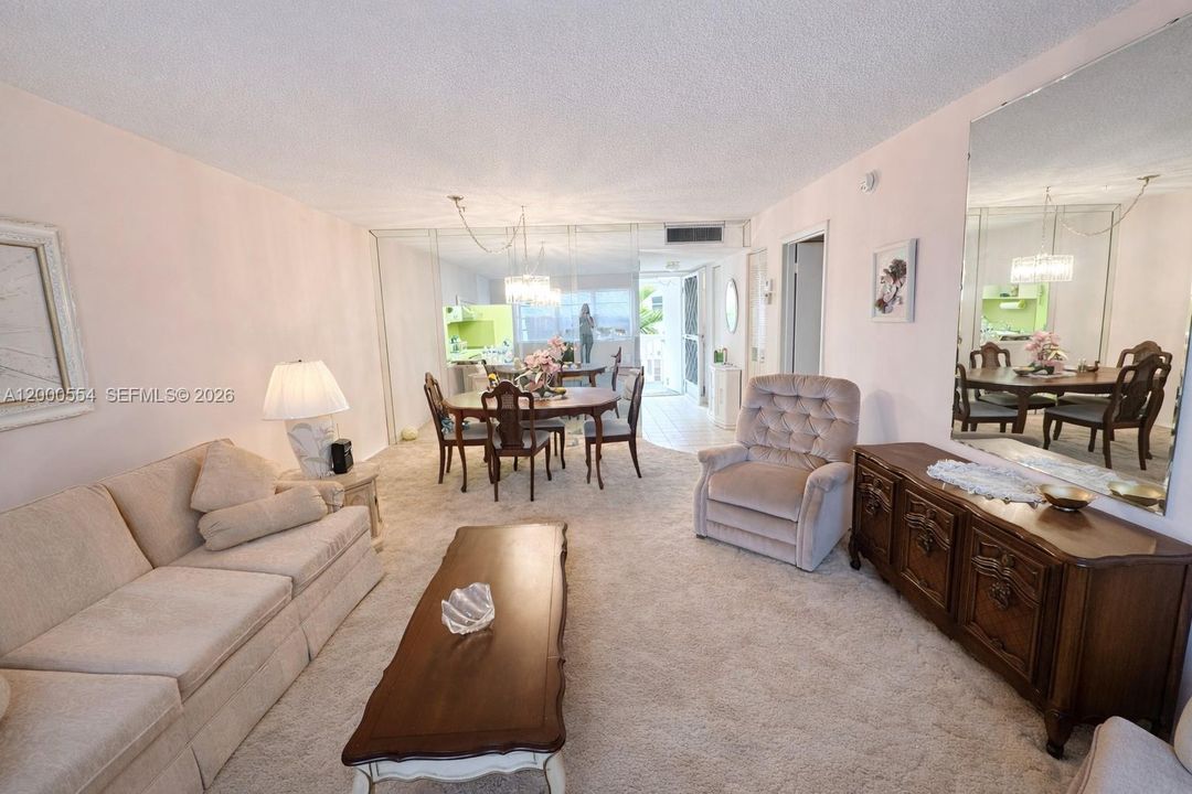 En Venta: $129,999 (1 camas, 1 baños, 770 Pies cuadrados)