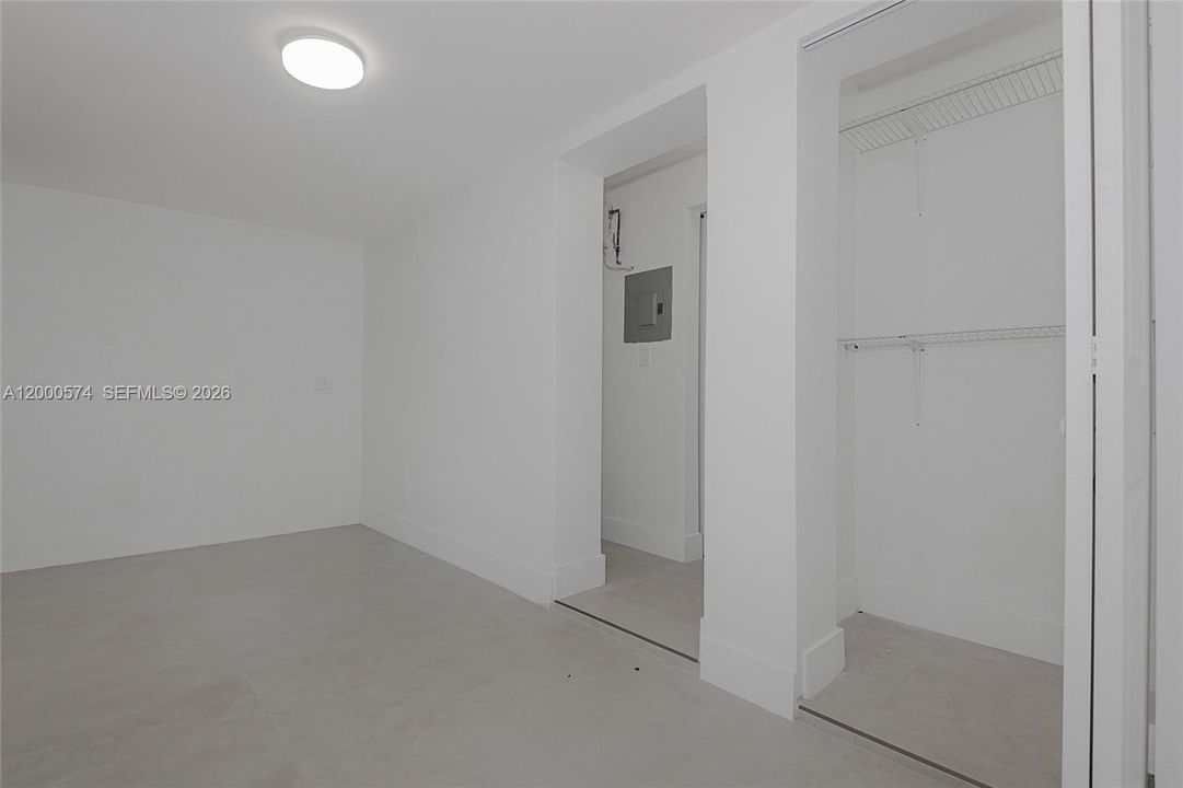 En Venta: $725,000 (4 camas, 2 baños, 1520 Pies cuadrados)