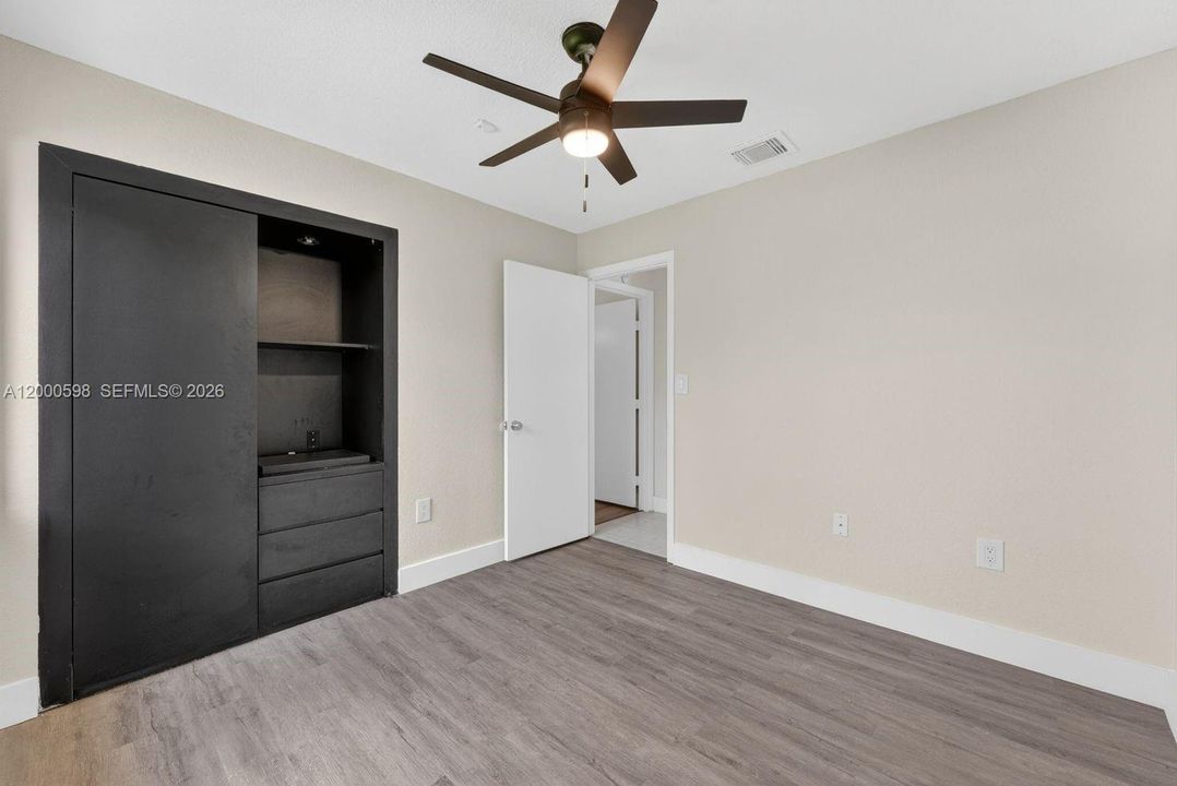 Active With Contract: $775,000 (3 beds, 2 baths, 1560 Square Feet)