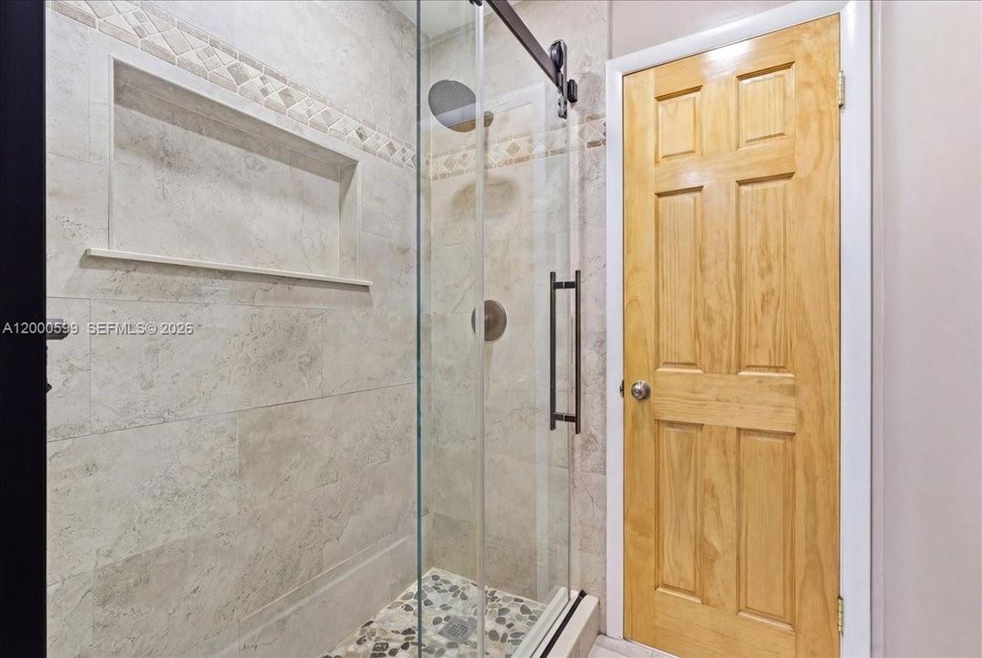 На продажу: $985,000 (4 спален, 2 ванн, 2306 Квадратных фут)