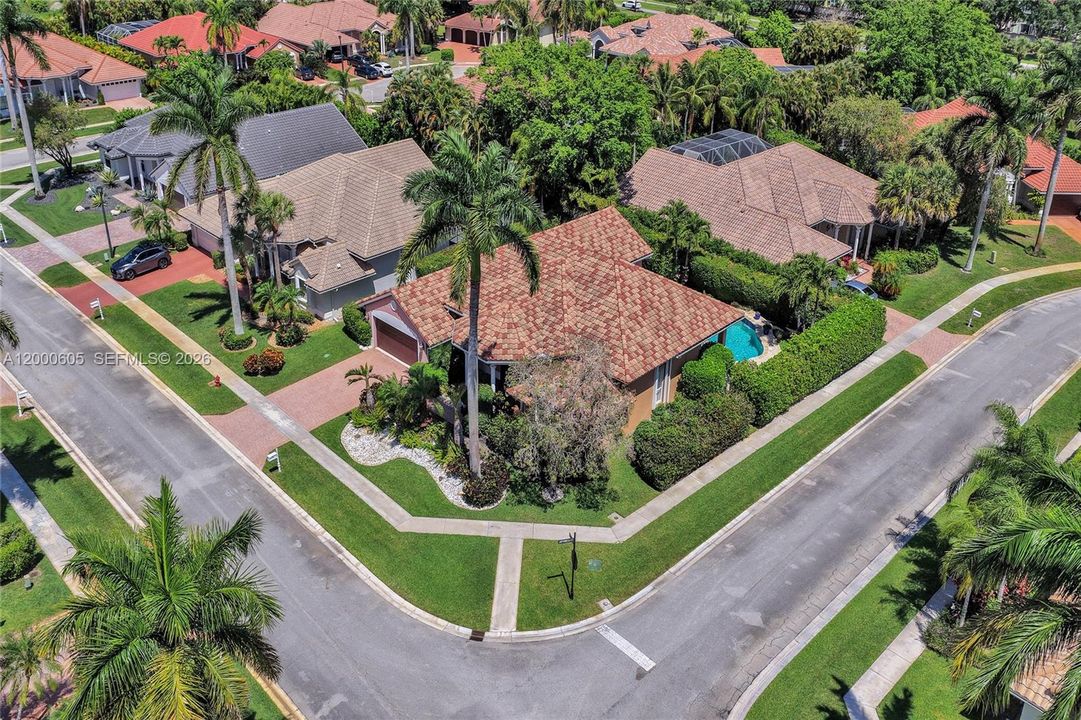 En Venta: $1,329,000 (3 camas, 3 baños, 2660 Pies cuadrados)