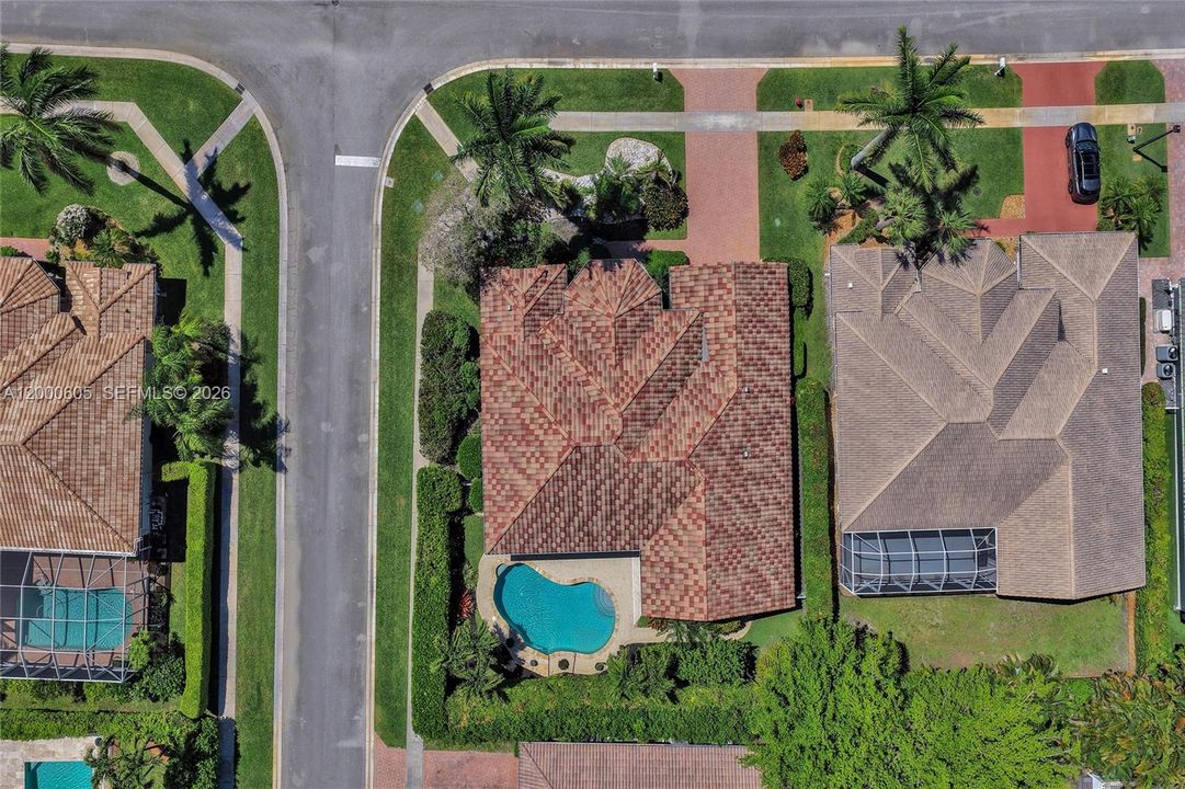 En Venta: $1,329,000 (3 camas, 3 baños, 2660 Pies cuadrados)