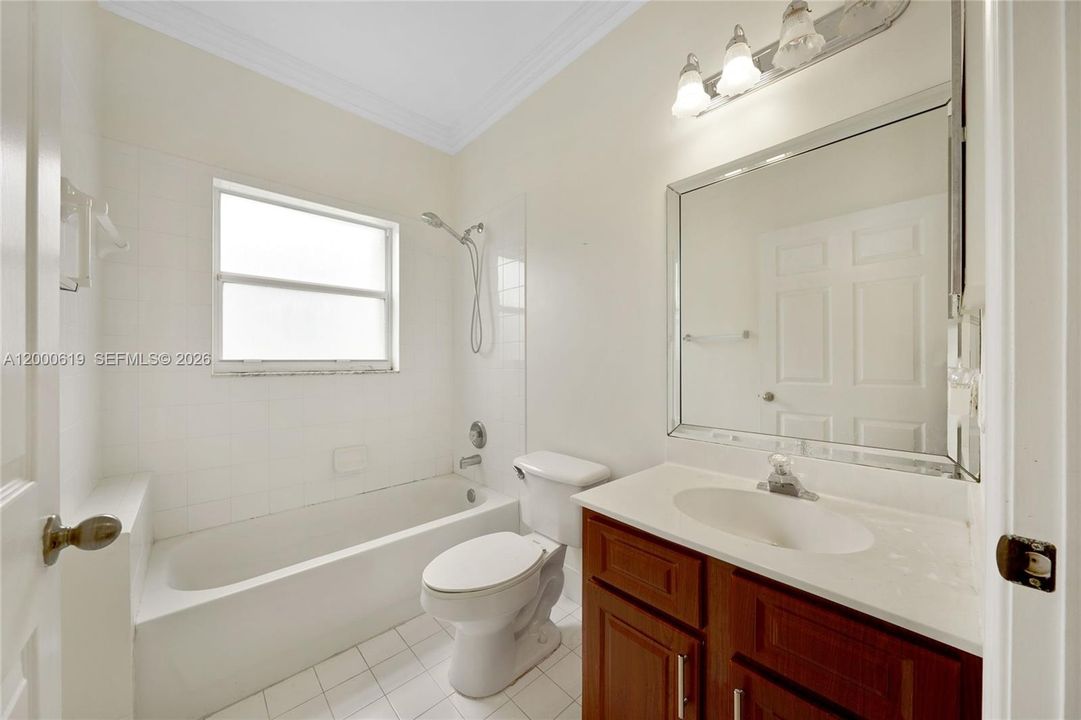 Active With Contract: $480,000 (3 beds, 2 baths, 2117 Square Feet)