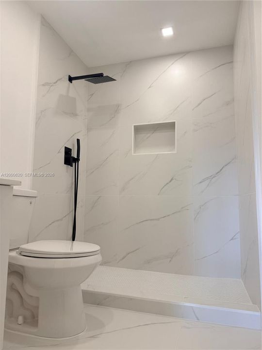 Active With Contract: $489,900 (3 beds, 2 baths, 1104 Square Feet)