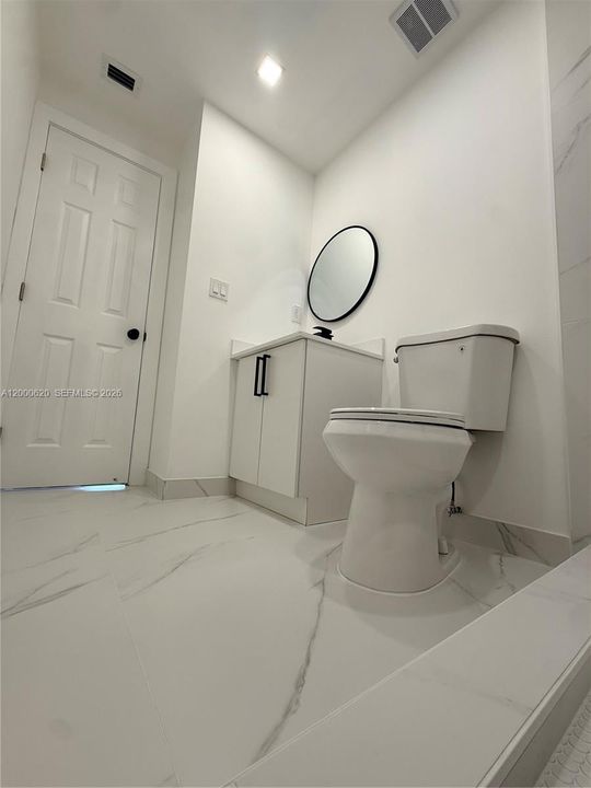 Active With Contract: $489,900 (3 beds, 2 baths, 1104 Square Feet)