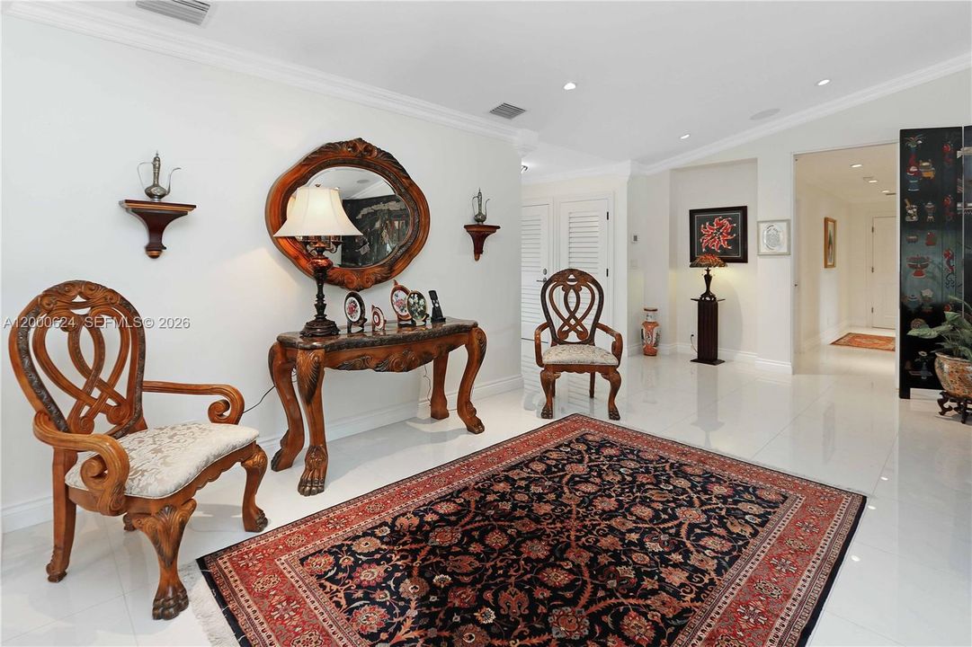 Active With Contract: $810,000 (3 beds, 3 baths, 2410 Square Feet)