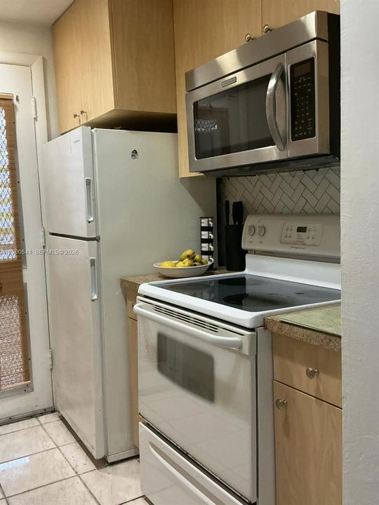 En Venta: $65,000 (1 camas, 1 baños, 688 Pies cuadrados)