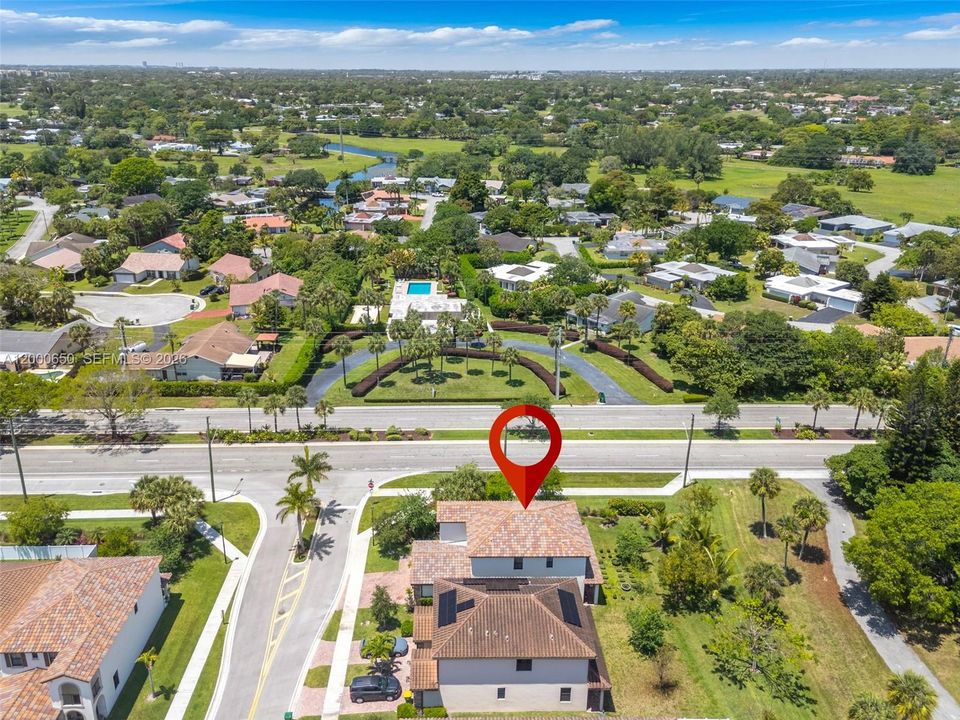 For Rent: $4,999 (4 beds, 4 baths, 2440 Square Feet)