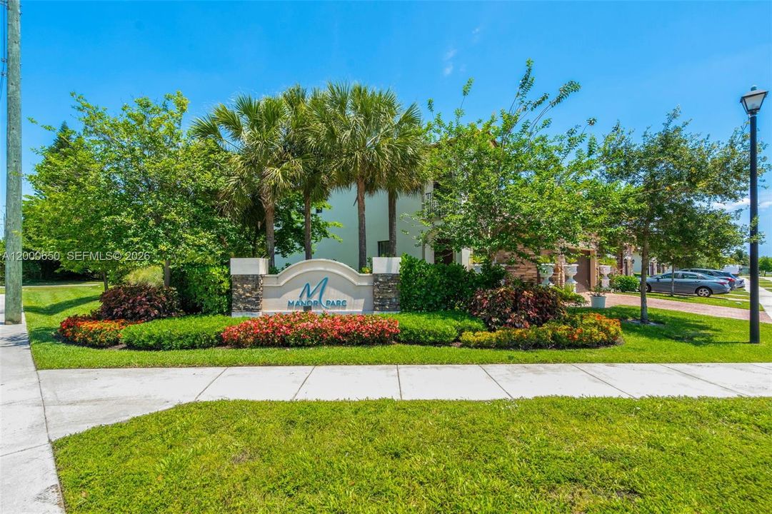 For Rent: $4,999 (4 beds, 4 baths, 2440 Square Feet)