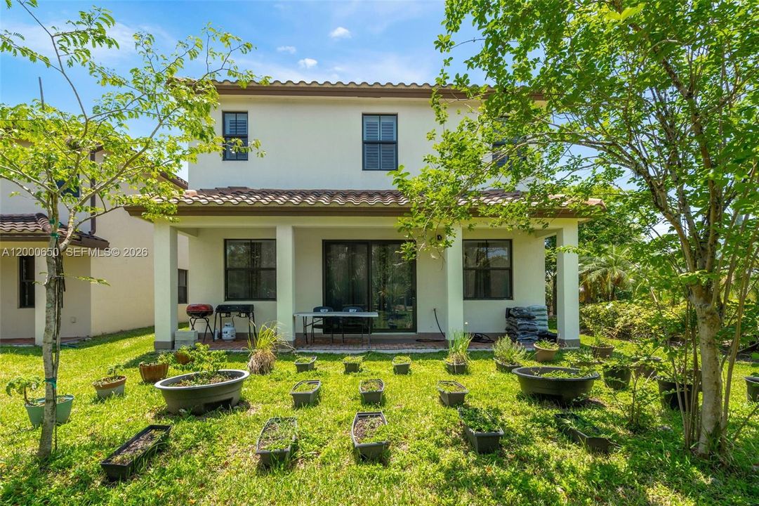 For Rent: $4,999 (4 beds, 4 baths, 2440 Square Feet)