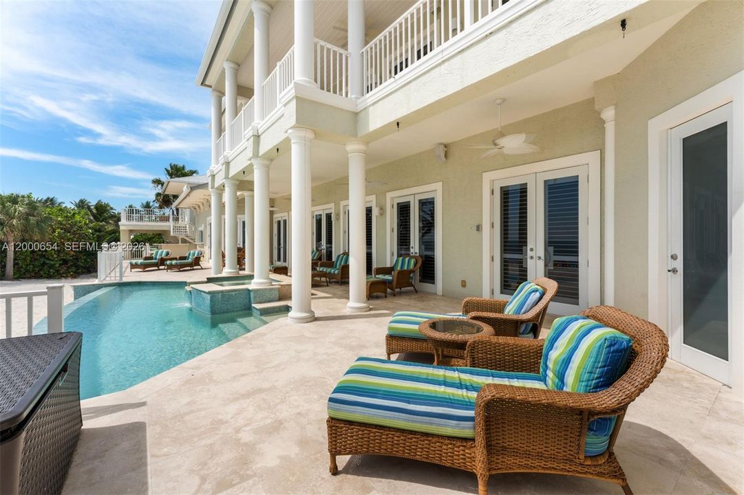 For Sale: $7,800,000 (5 beds, 5 baths, 4770 Square Feet)