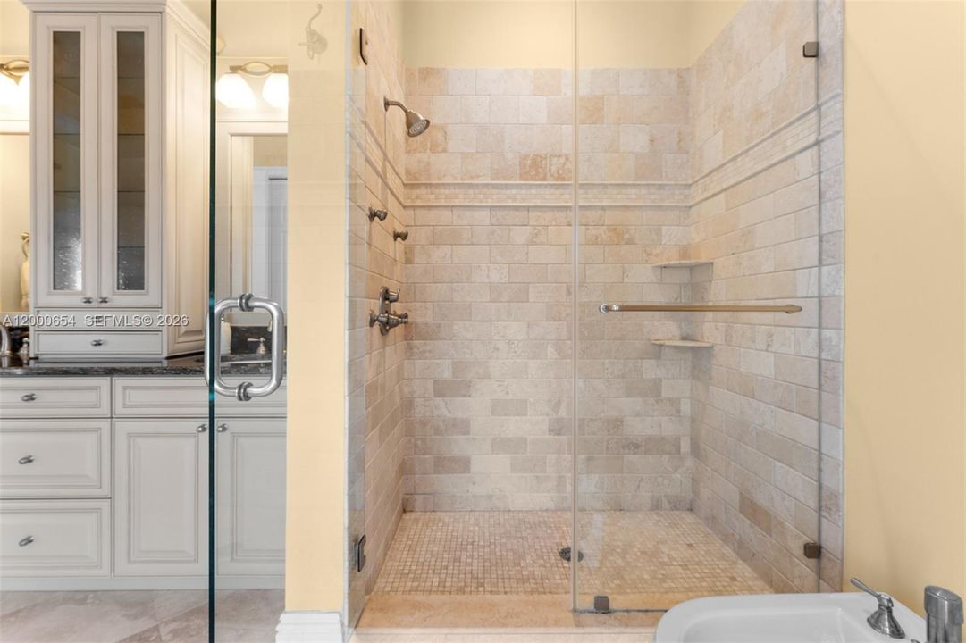For Sale: $7,800,000 (5 beds, 5 baths, 4770 Square Feet)