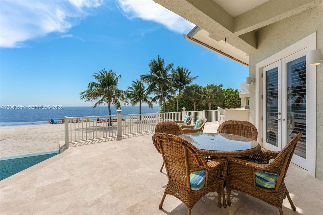 For Sale: $7,800,000 (5 beds, 5 baths, 4770 Square Feet)