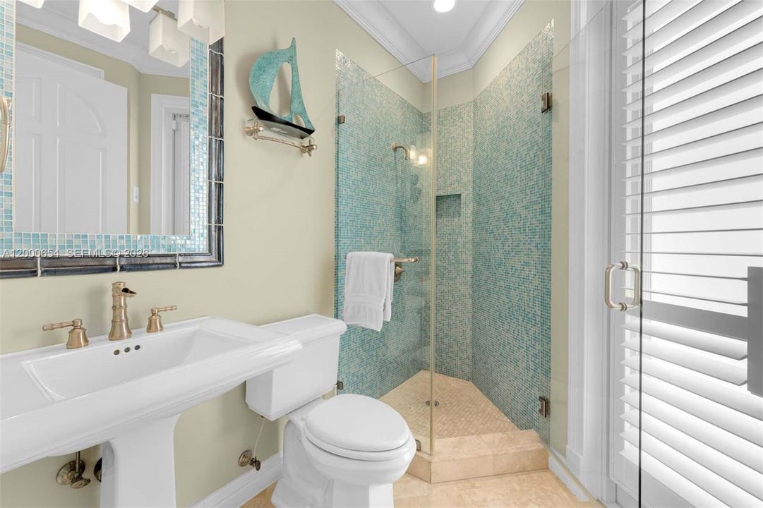 For Sale: $7,800,000 (5 beds, 5 baths, 4770 Square Feet)