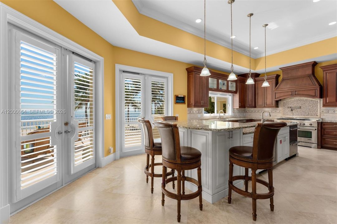 For Sale: $7,800,000 (5 beds, 5 baths, 4770 Square Feet)