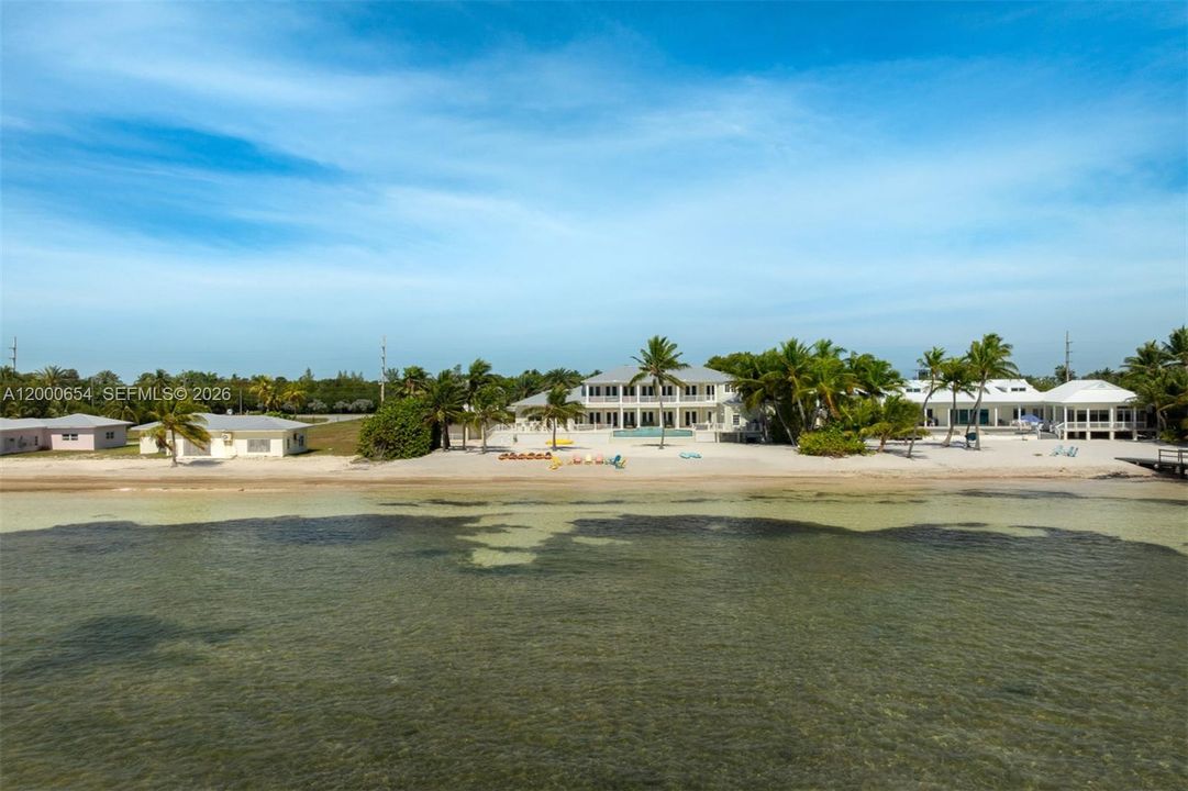 For Sale: $7,800,000 (5 beds, 5 baths, 4770 Square Feet)