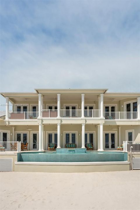 For Sale: $7,800,000 (5 beds, 5 baths, 4770 Square Feet)