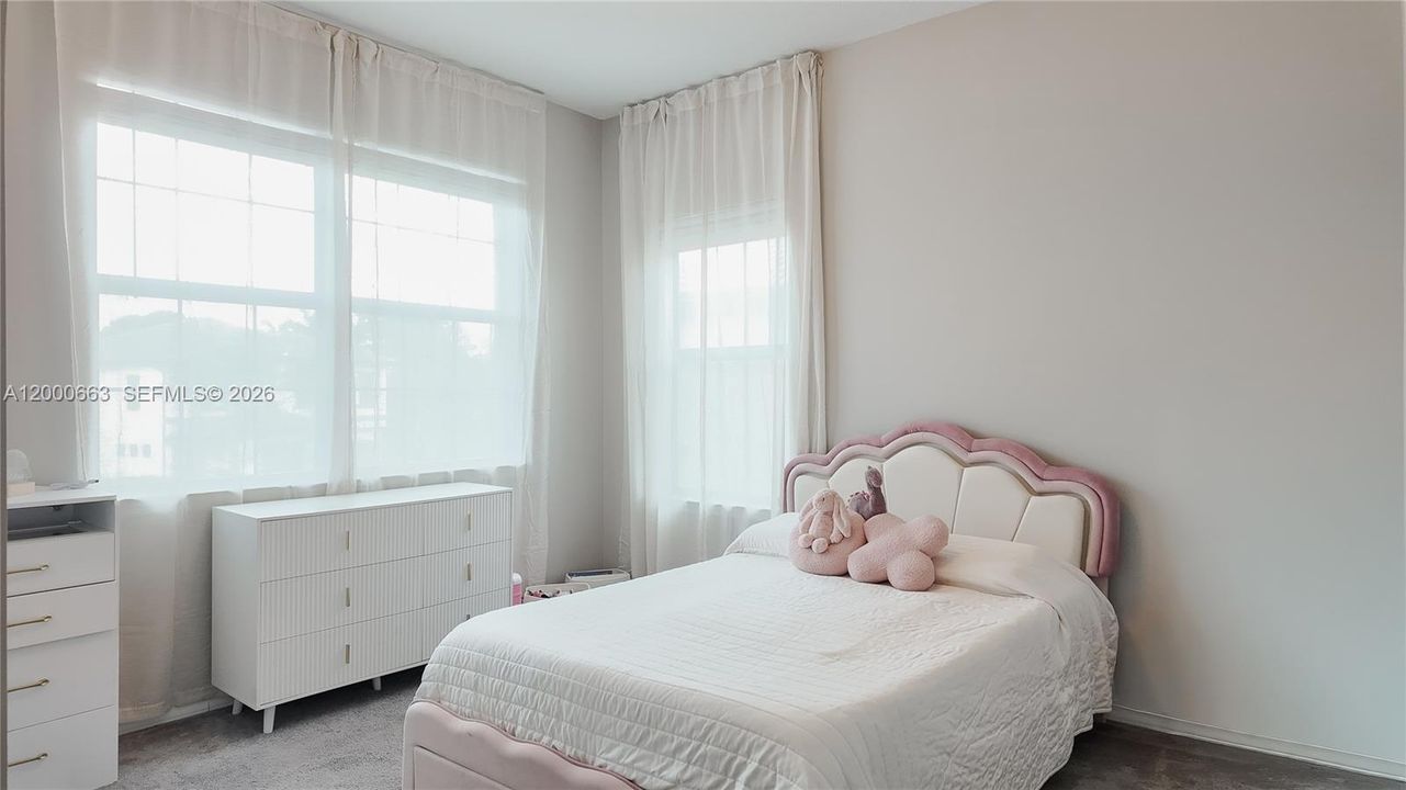 2nd Bedroom