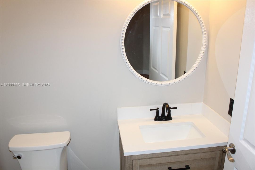 В аренду: $3,600 (4 спален, 2 ванн, 1483 Квадратных фут)