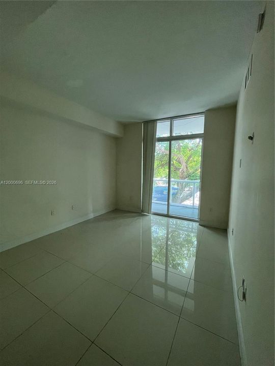 En Venta: $340,000 (2 camas, 2 baños, 1026 Pies cuadrados)