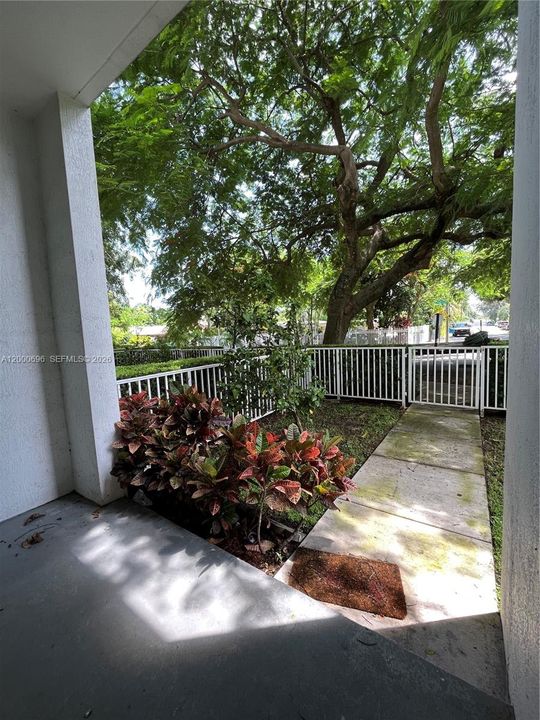 En Venta: $340,000 (2 camas, 2 baños, 1026 Pies cuadrados)