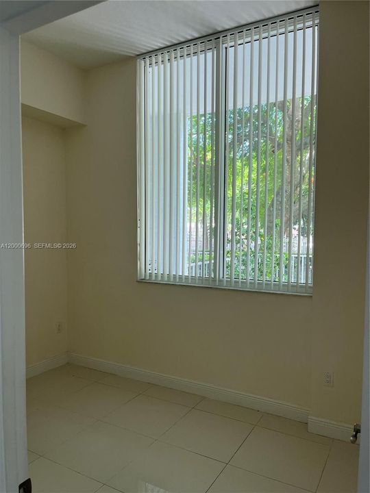 En Venta: $340,000 (2 camas, 2 baños, 1026 Pies cuadrados)