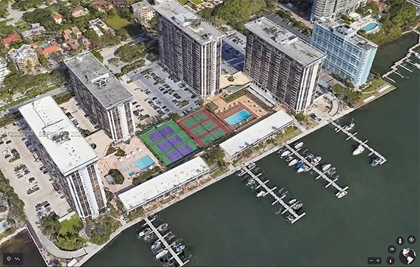En Venta: $425,000 (0 camas, 1 baños, 324 Pies cuadrados)