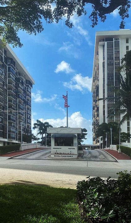 En Venta: $425,000 (0 camas, 1 baños, 324 Pies cuadrados)