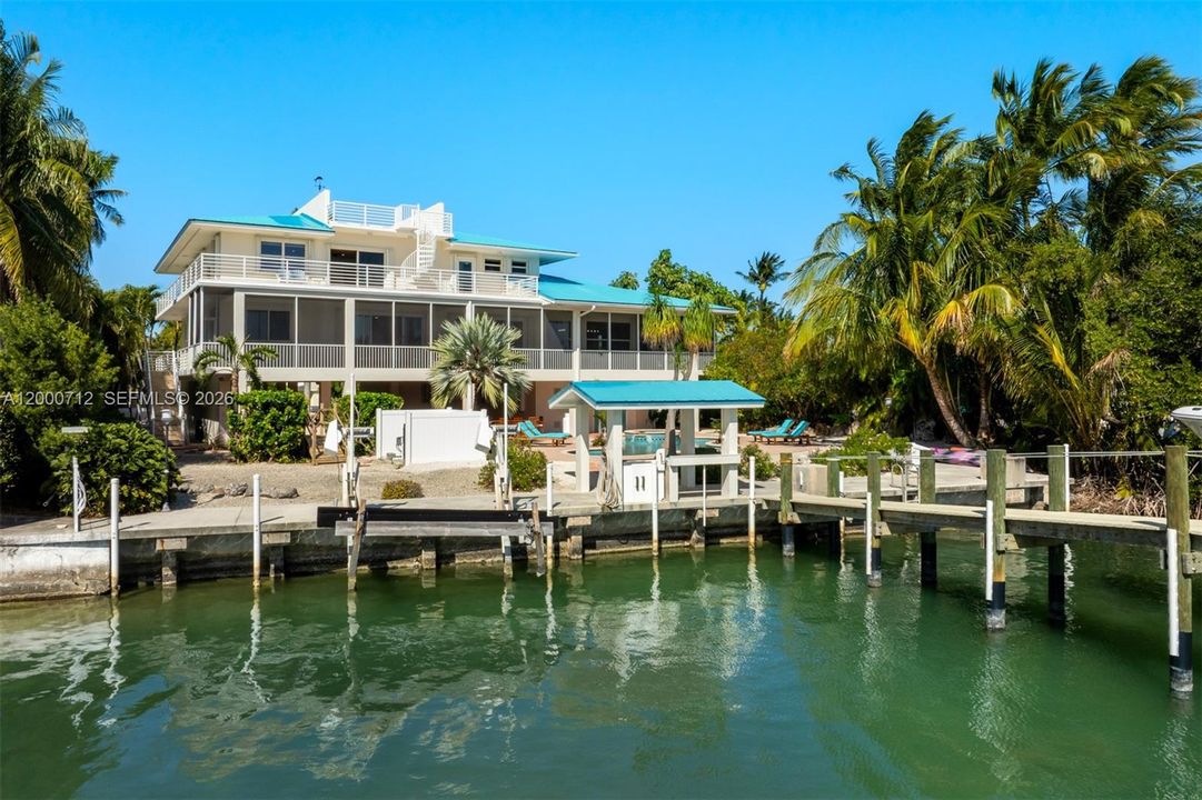 For Sale: $6,490,000 (5 beds, 5 baths, 5456 Square Feet)