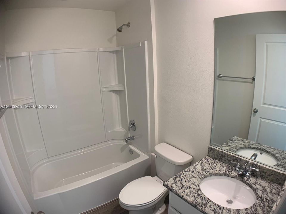 En Renta: $2,500 (3 camas, 2 baños, 1410 Pies cuadrados)