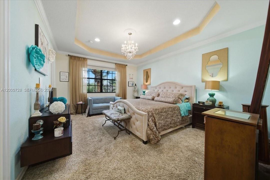 На продажу: $569,900 (3 спален, 2 ванн, 1992 Квадратных фут)