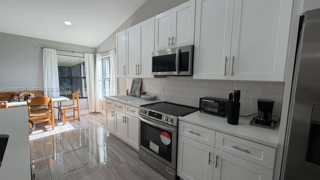 For Rent: $2,600 (3 beds, 2 baths, 0 Square Feet)