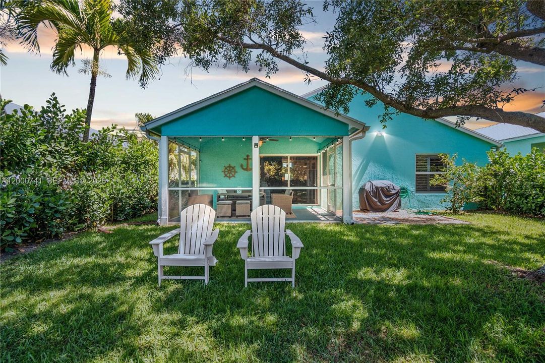 For Sale: $819,000 (3 beds, 2 baths, 1783 Square Feet)