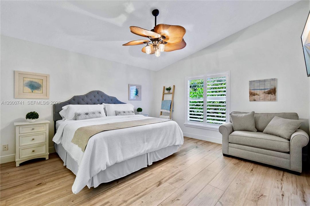 For Sale: $819,000 (3 beds, 2 baths, 1783 Square Feet)