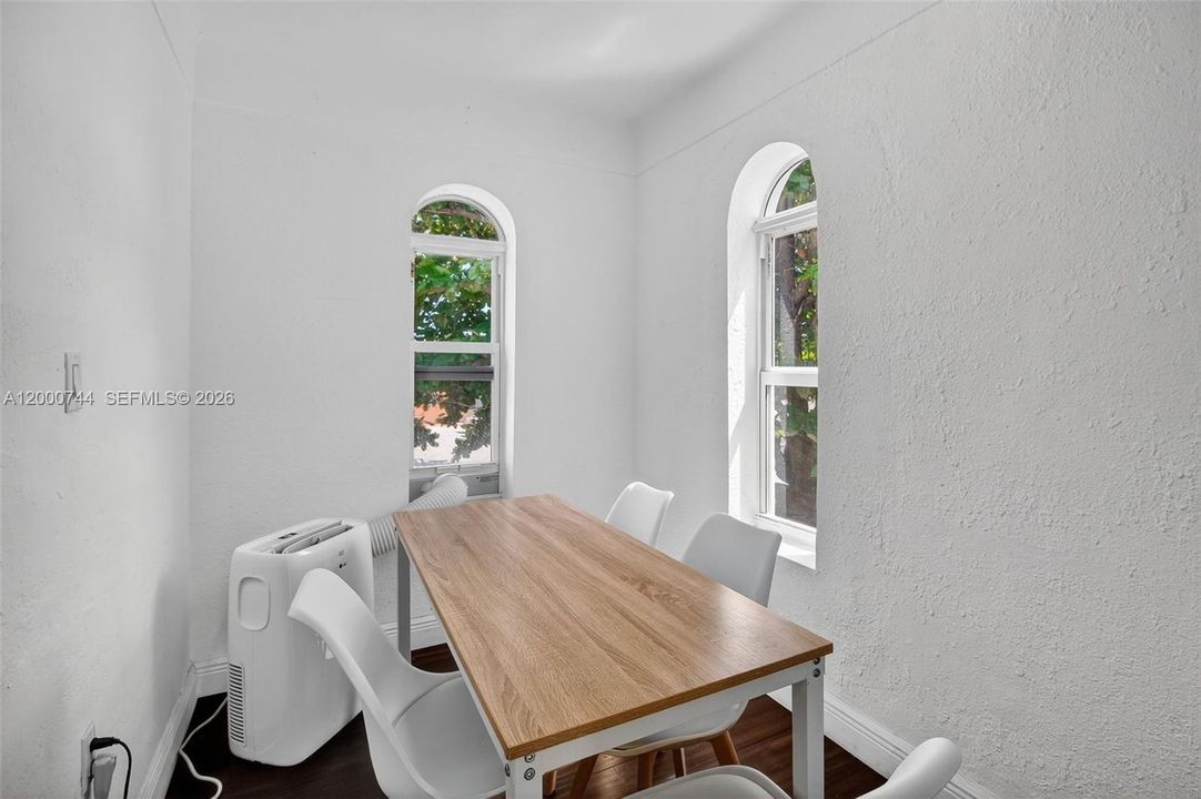 For Sale: $1,100,000 (0 beds, 0 baths, 3264 Square Feet)