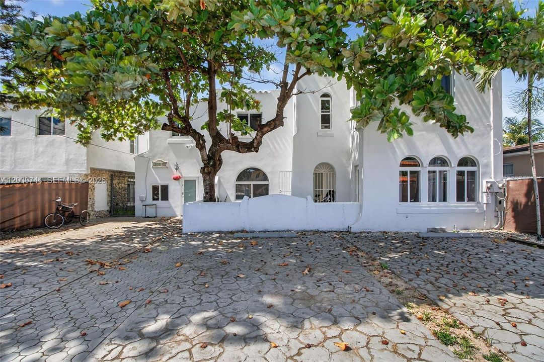 For Sale: $1,100,000 (0 beds, 0 baths, 3264 Square Feet)