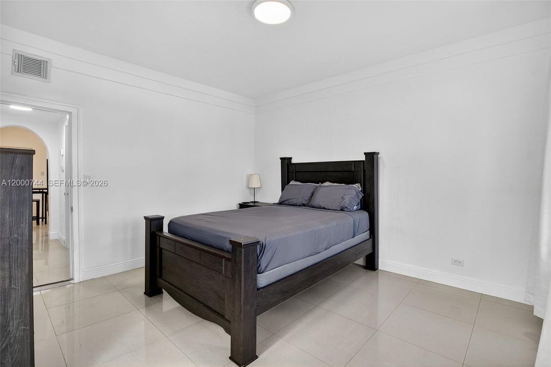 For Sale: $1,100,000 (0 beds, 0 baths, 3264 Square Feet)