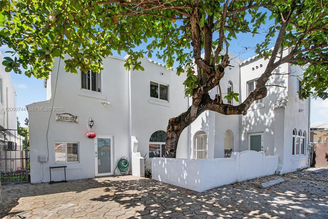 For Sale: $1,100,000 (0 beds, 0 baths, 3264 Square Feet)