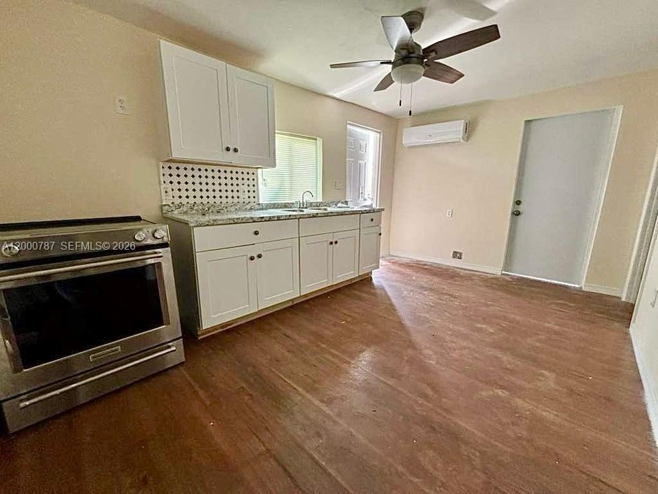 For Rent: $1,400 (2 beds, 1 baths, 0 Square Feet)