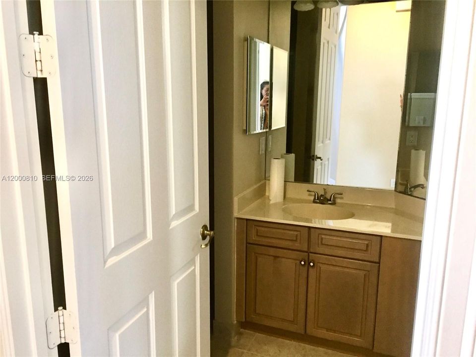 В аренду: $5,900 (4 спален, 3 ванн, 3627 Квадратных фут)