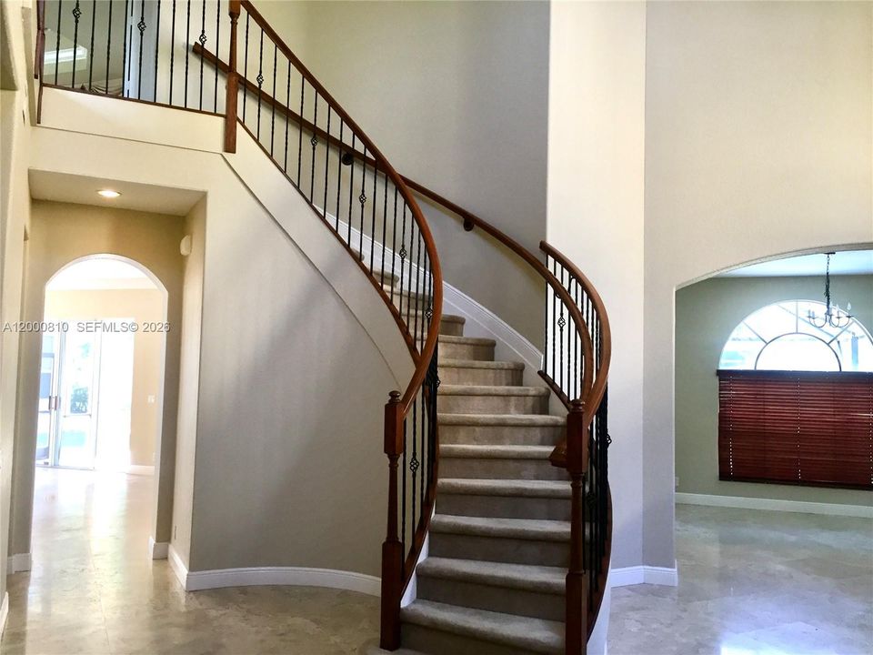 В аренду: $5,900 (4 спален, 3 ванн, 3627 Квадратных фут)