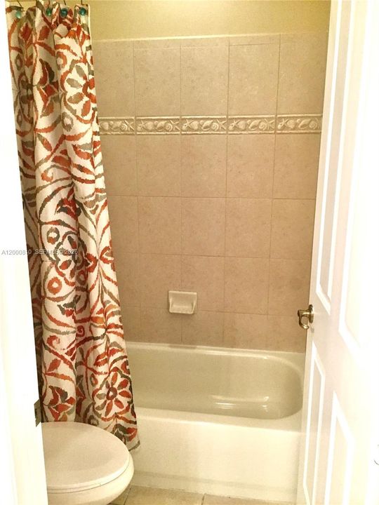 В аренду: $5,900 (4 спален, 3 ванн, 3627 Квадратных фут)