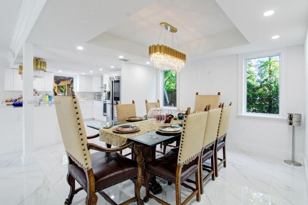 For Sale: $1,750,000 (6 beds, 5 baths, 2851 Square Feet)