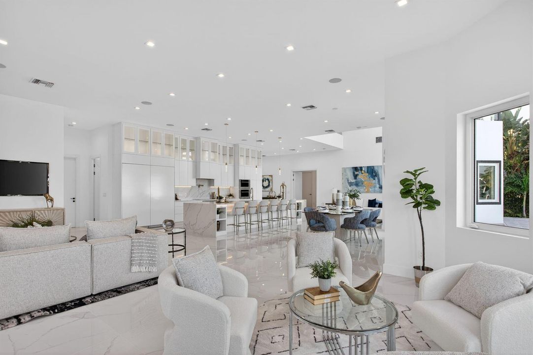 33-web-or-mls-2641-0077