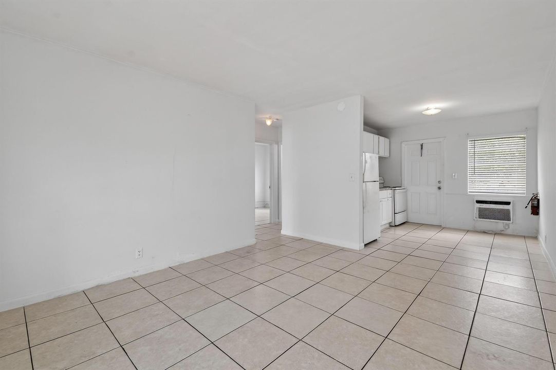 1172W34thSt#2(8)