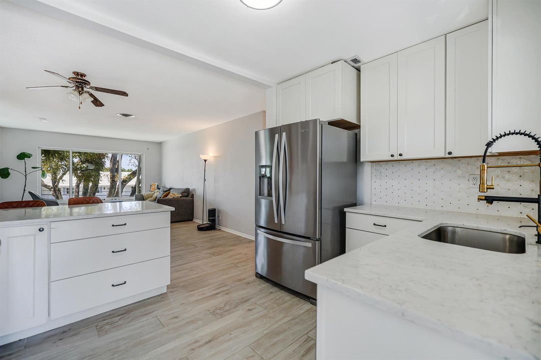 2829 NE 30th St -5