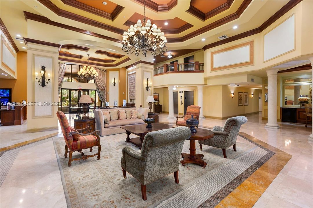 For Sale: $588,000 (2 beds, 2 baths, 1072 Square Feet)