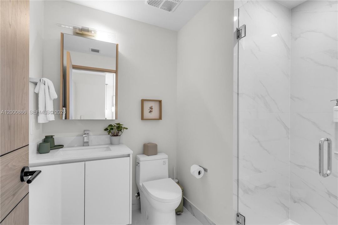 В аренду: $19,500 (4 спален, 5 ванн, 2216 Квадратных фут)