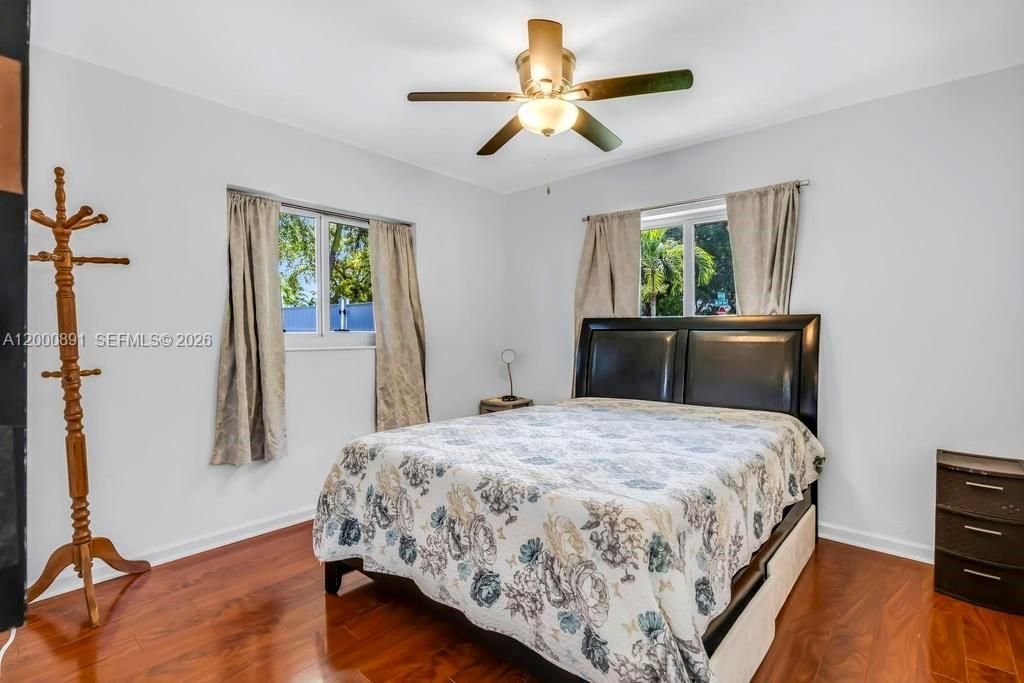 Activo con contrato: $625,000 (4 camas, 3 baños, 1924 Pies cuadrados)